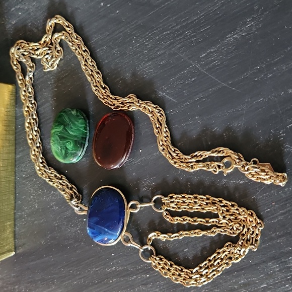 Sarah Coventry necklace 1970 - Picture 1 of 4